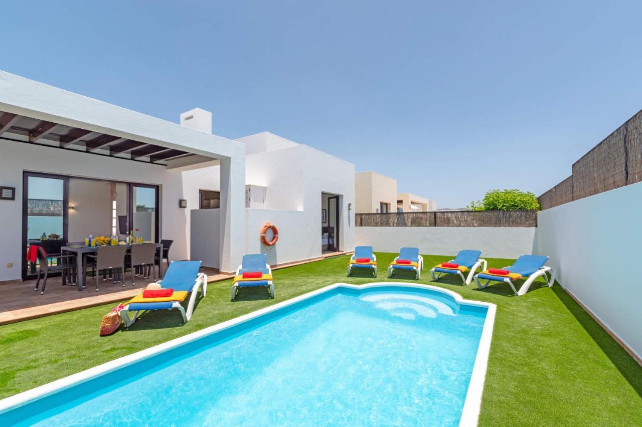 פלאיה בלנקה Villa Janubio By Villa Plus מראה חיצוני תמונה